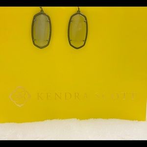 Kendra Scott Danielle Earrings